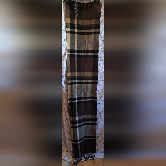 Vintage Burberry Brown & Tan Nova Plaid Cashmere Casual Prep Neutral Scarf Wrap - Picture 5 of 7